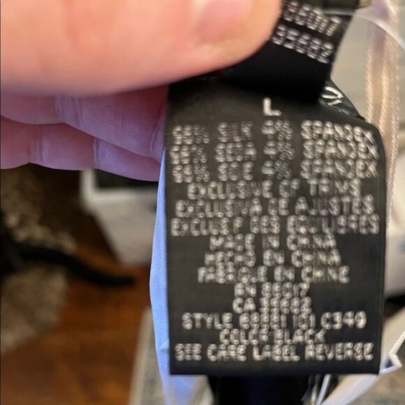 Bebe Y2K Black White Reversible Silk Blend Halter Top Event Party 00’s Club - Picture 12 of 12